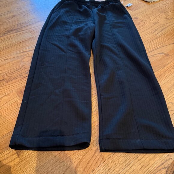 OLD NAVY ACTIVE BOUNCE FLEECE BLACK WIDE LEG PANTS NEW LARGE HIGH RISE SOFT - Picture 2 of 10
